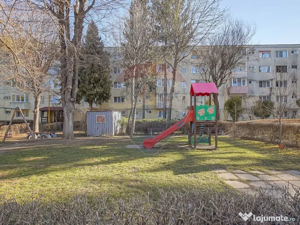 2 CAMERE | 49 MP | ET. 4/4 | ZONA ASTRA – PLANETE | STR... 