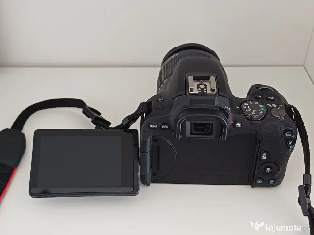 Aparat foto DSRL Canon EOS 200D WiFi 