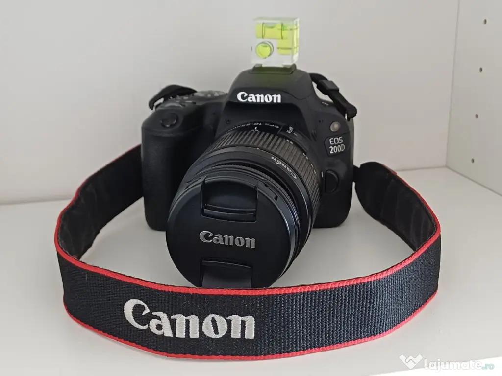 Aparat foto DSRL Canon EOS 200D WiFi 