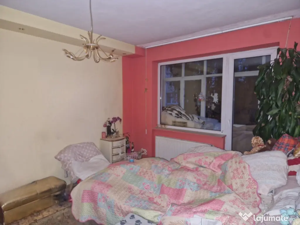 Apartament spațios cu 3 camere – Aleea Aurora, zonă cent 