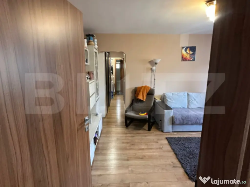 Apartament cu 4 camere, renovat 2024, centrală nouă, boxă 