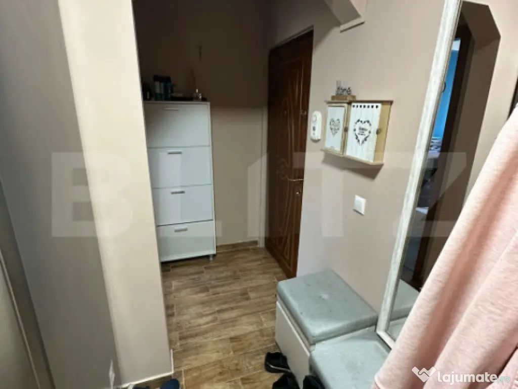 Apartament cu 4 camere, renovat 2024, centrală nouă, boxă 