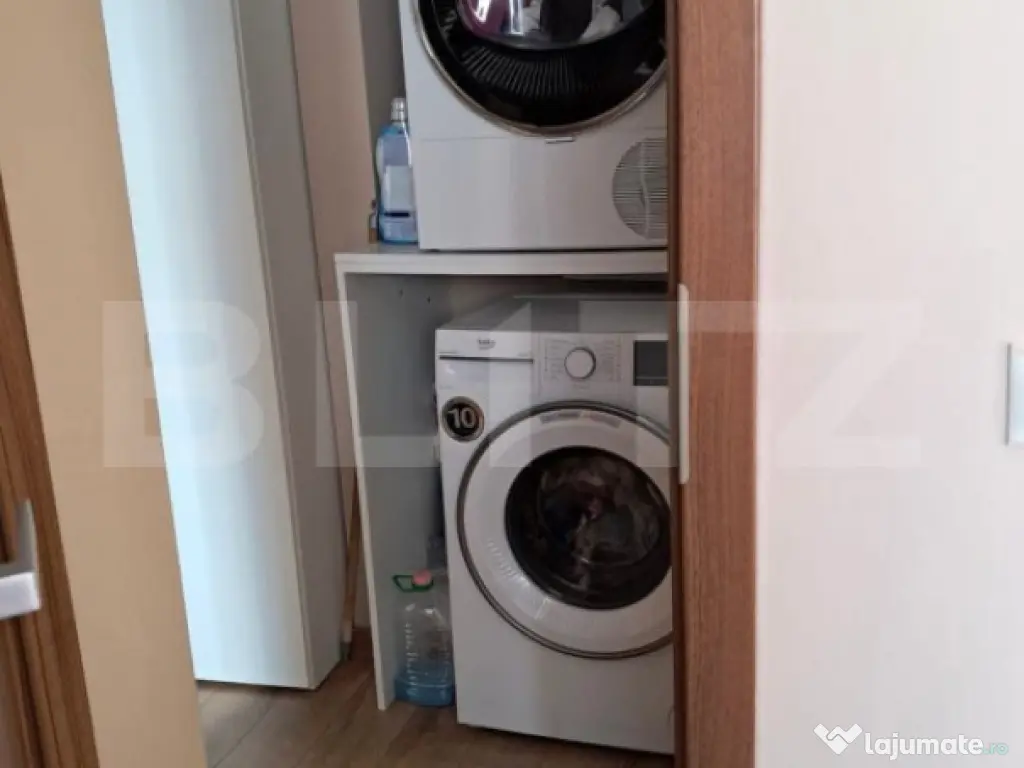 Apartament cu 4 camere, renovat 2024, centrală nouă, boxă 