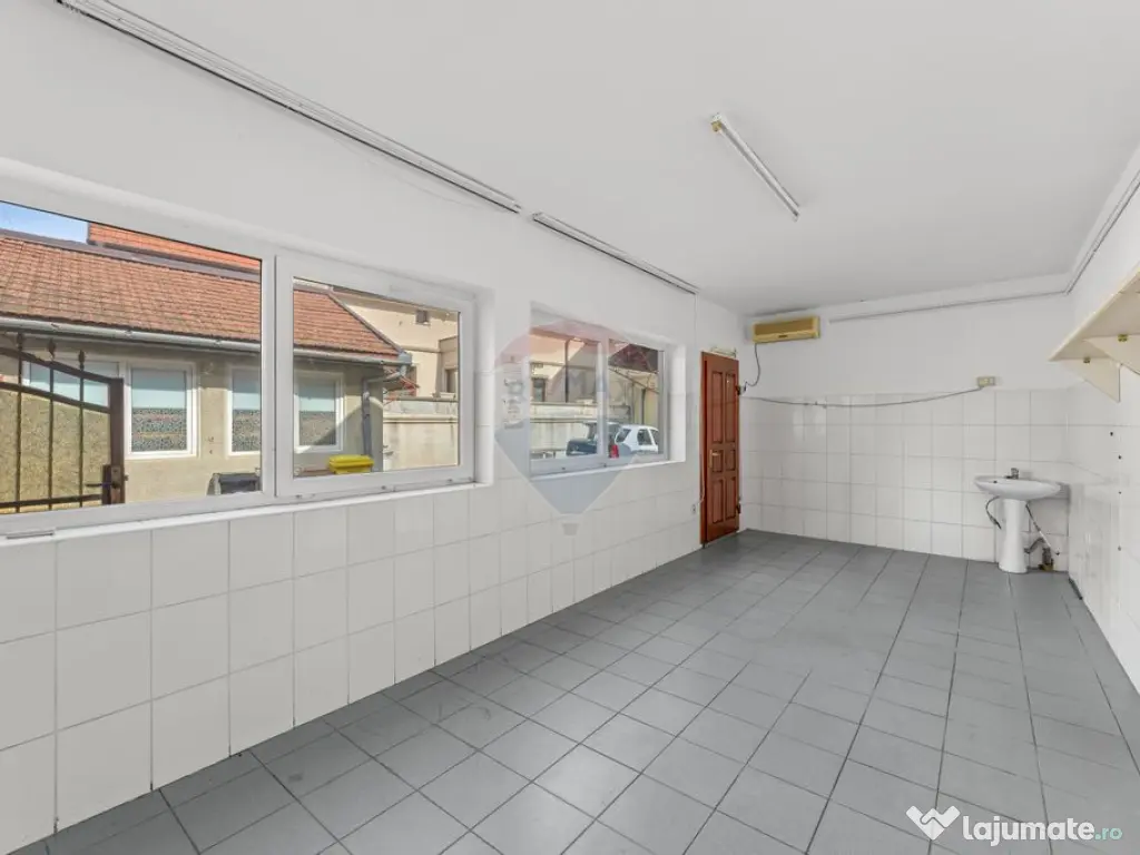 Spațiu de depozitare de închiriat în zona Aurel Vlaicu 