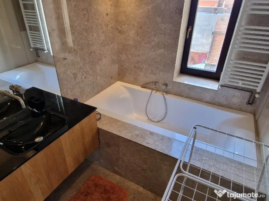 Apartament 3 camere de închiriat, central/ Cuza Vodă 