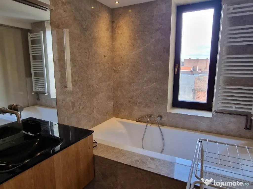 Apartament 3 camere de închiriat, central/ Cuza Vodă 