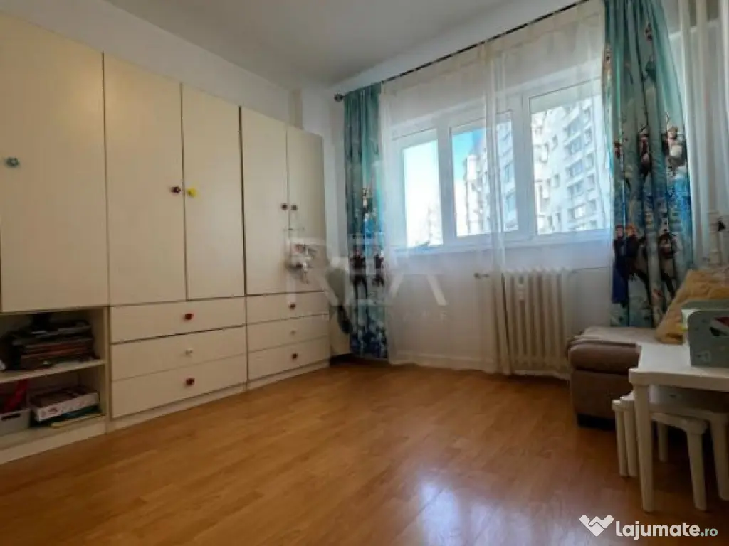 4 camere Dristor decomandat,inst. schimb.,et. 5,an 1987, met 