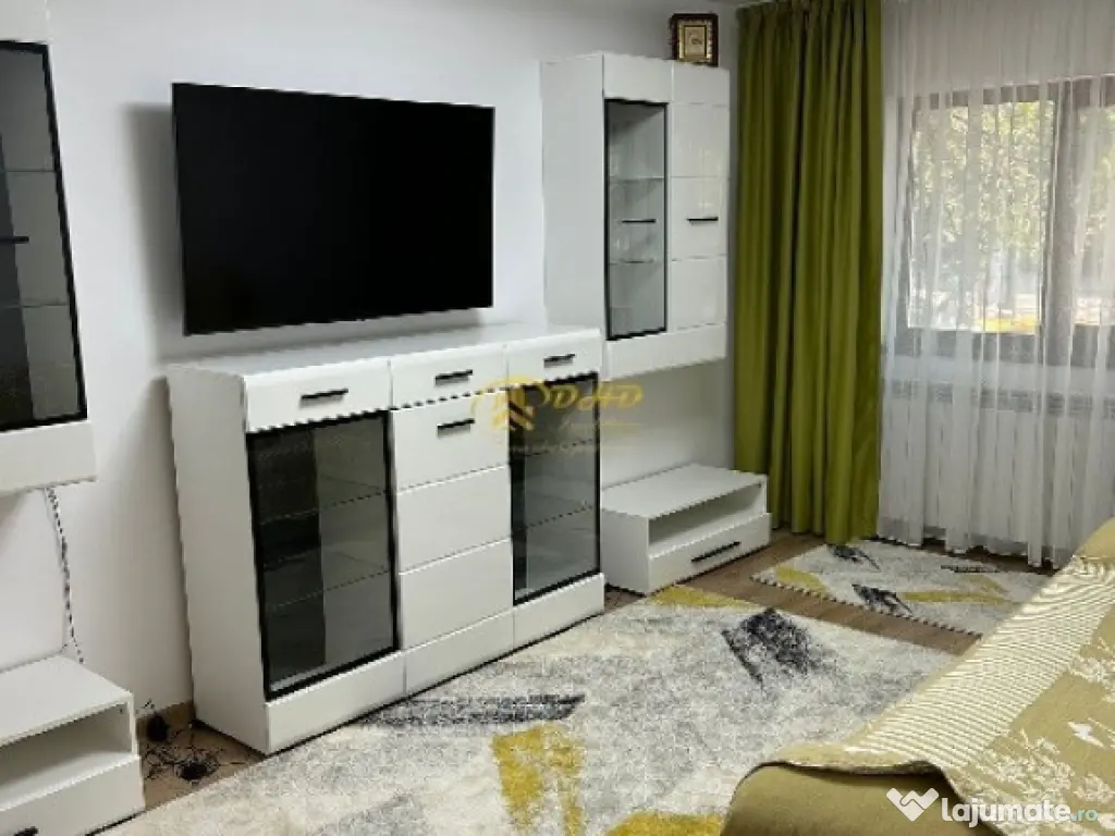 Apartament doua camere decomandate, zona Canta