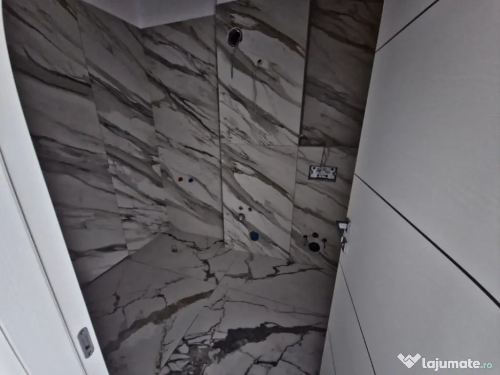 Tomis Plus bloc nou lift incalzire pardoseala 