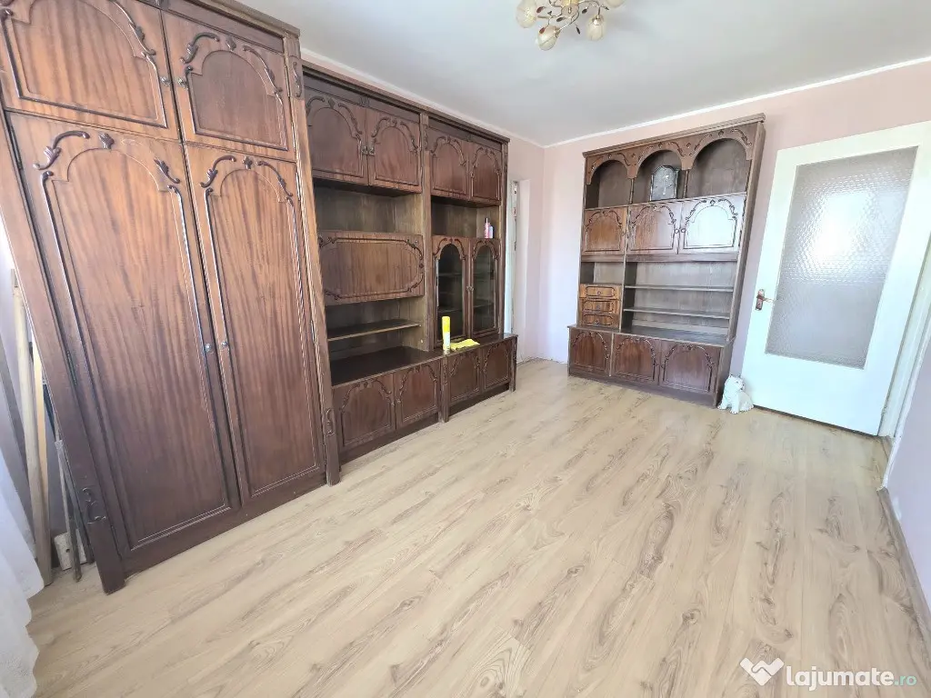 Apartament 2 camere Apollo etaj 2 