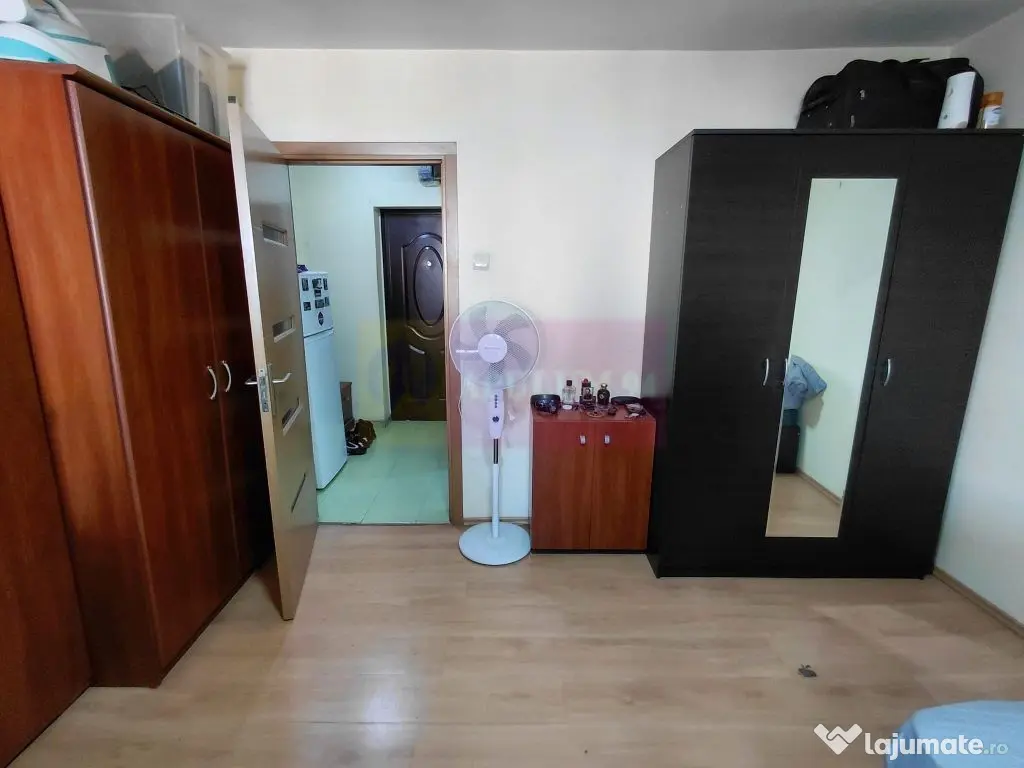 Vanzare garsoniera Iuliu Maniu-Militari, metrou M3 statia... 