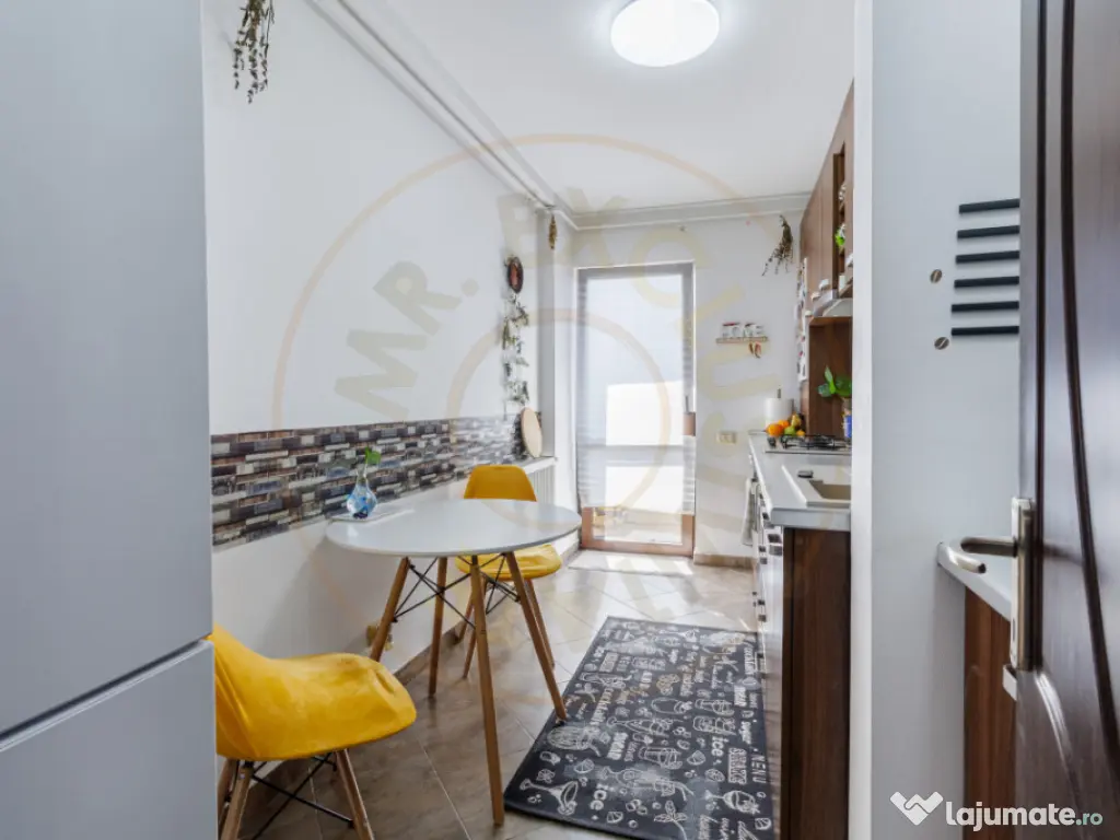 Apartament 2 camere decomandat - Otopeni - Garaj 