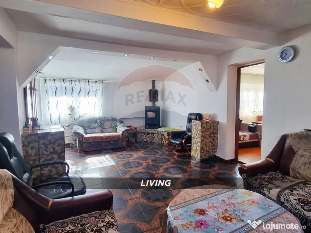 Casă de vânzare în Borlești, comuna Pomi