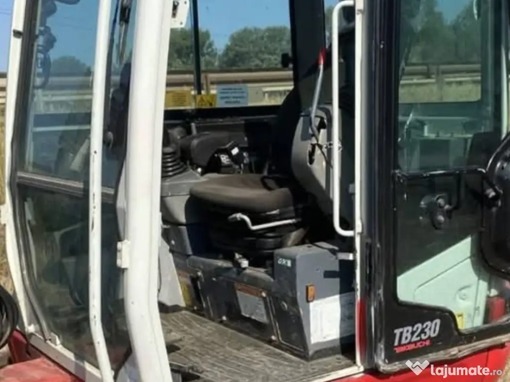 Se închiriază  2 excavatoare 