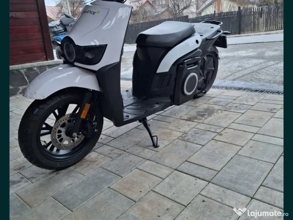 Scuter electric Silance 