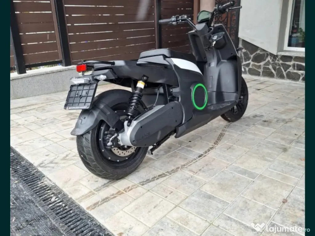 Scuter electric Silance 