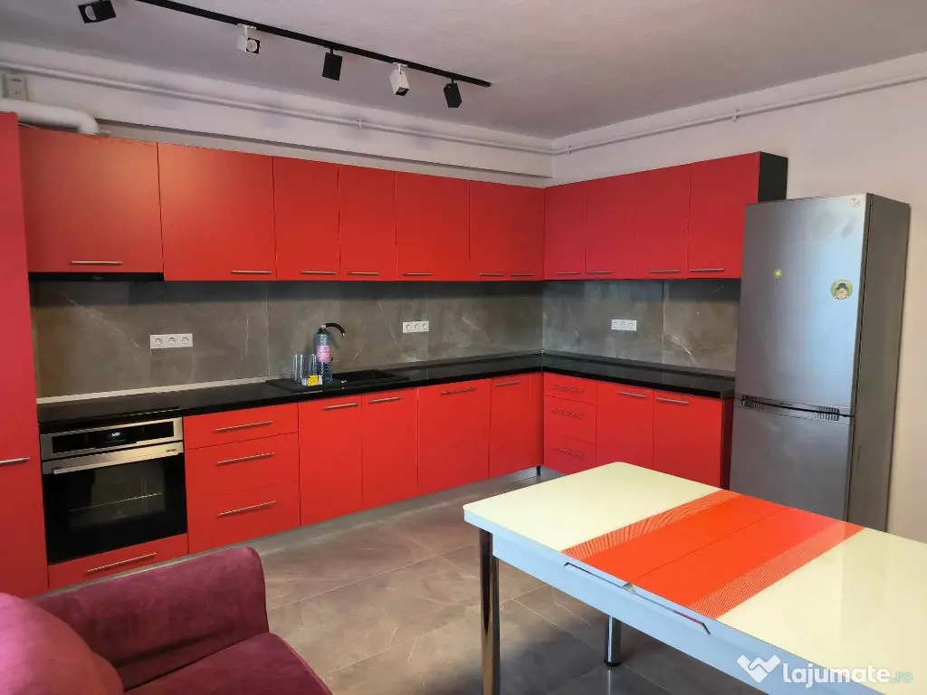 Apartament 3 camere Floresti 