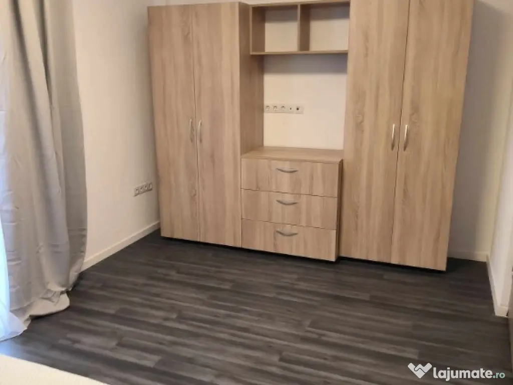 Apartament 3 camere Floresti 