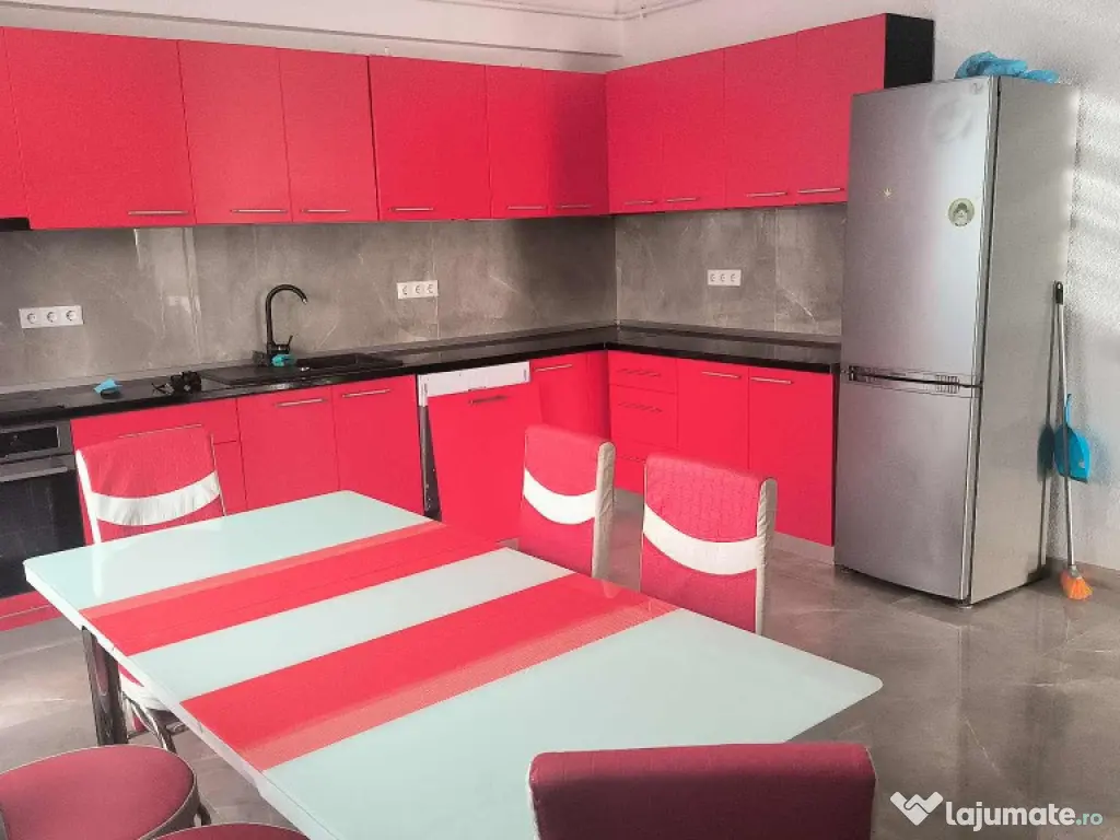 Apartament 3 camere Floresti 