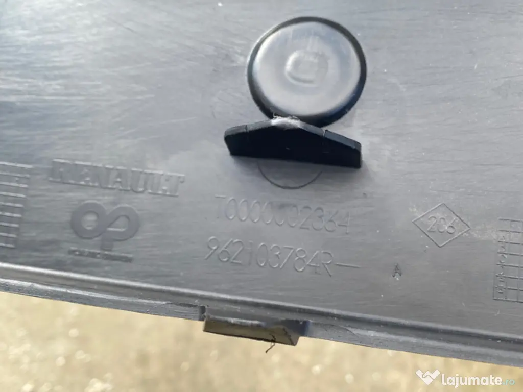 Megane 3 GT - Suport numar inmatriculare 962103784R 