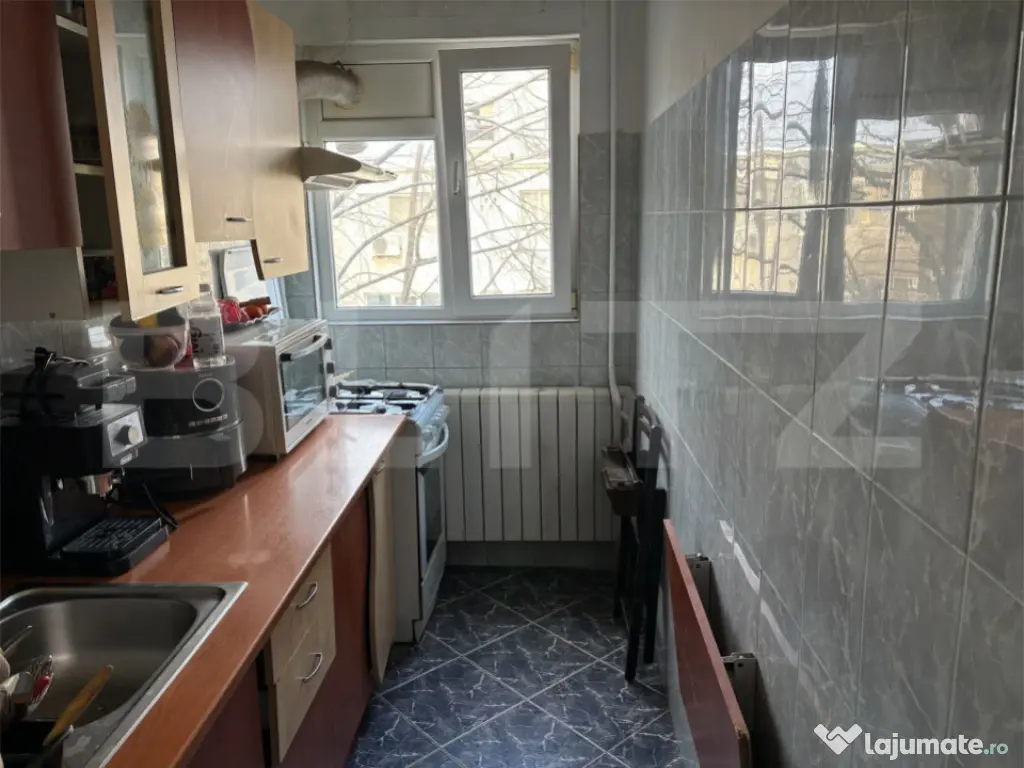 Apartament 2 camere, 41 mp, zona Mihai Bravu