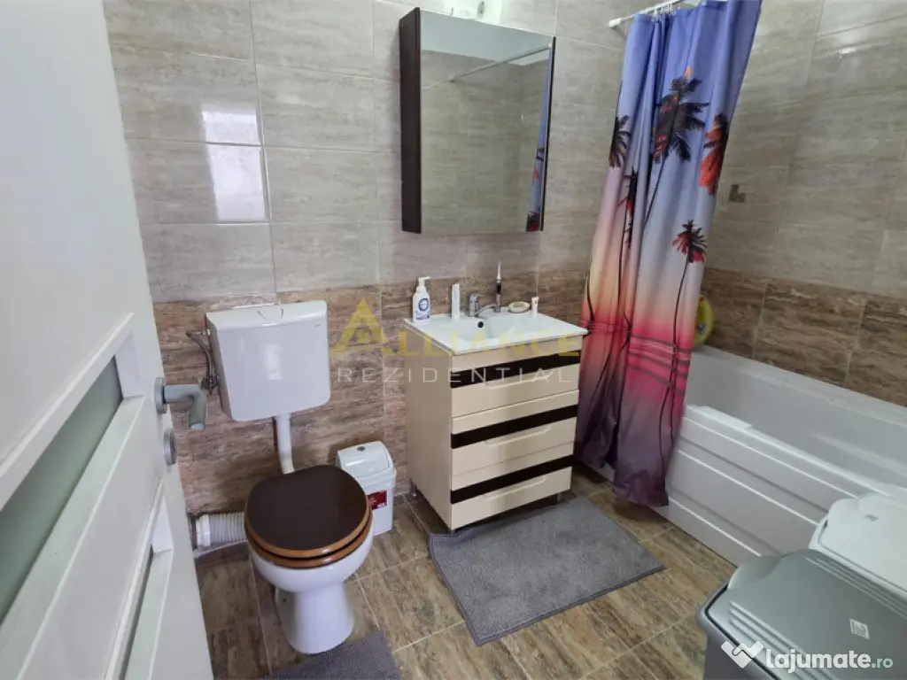 [Strada Scolii] Vila P 1 M | 5 camere - 3 bai 