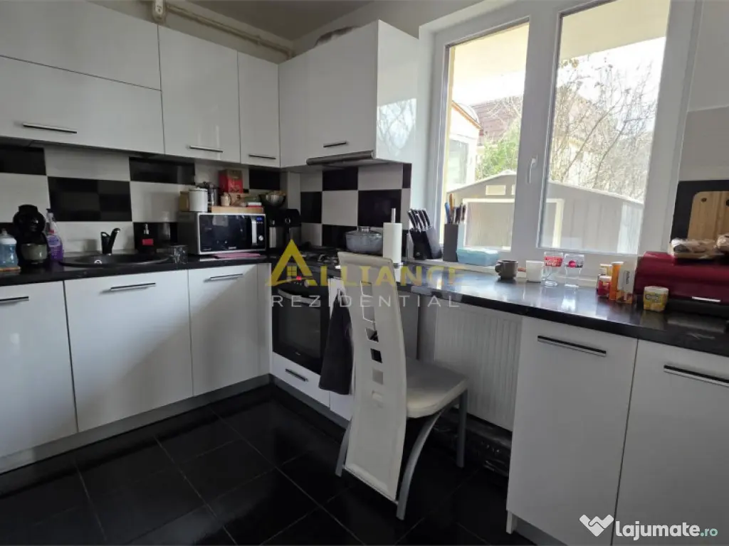 [Strada Scolii] Vila P 1 M | 5 camere - 3 bai 