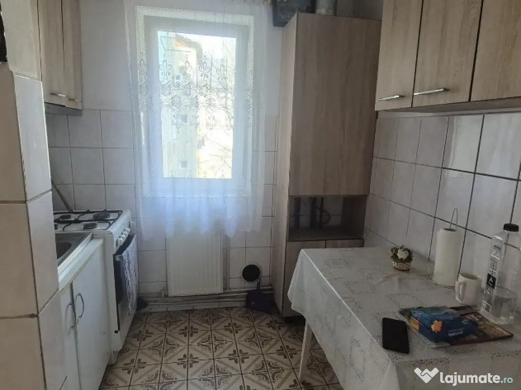 Ghioceilor, 2 camere, etaj 3 