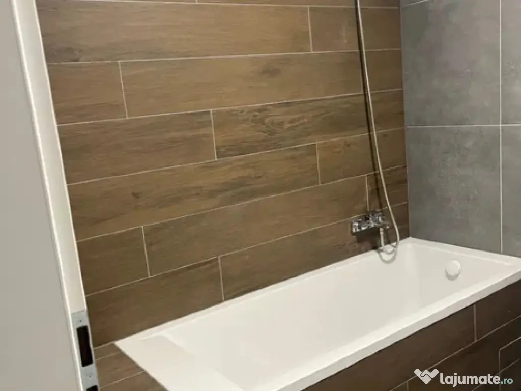 Apartament cu 2 Camere Semidecomandate -Etaj 3 Zona Areni 