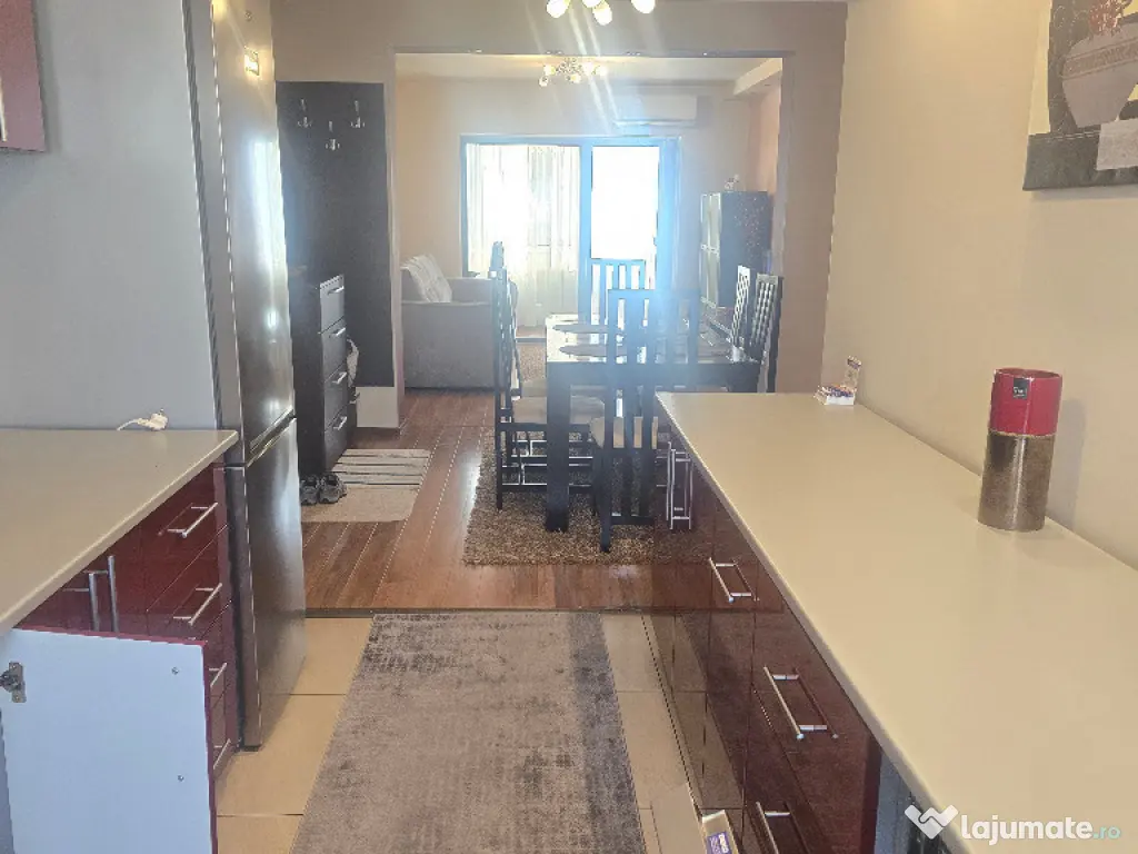 Inchiriez apartament cu 3 camere decomandat, Deva, Imp. Traia, mobilat 