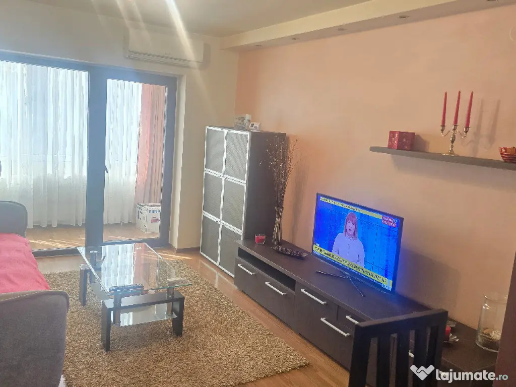 Inchiriez apartament cu 3 camere decomandat, Deva, Imp. Traia, mobilat 