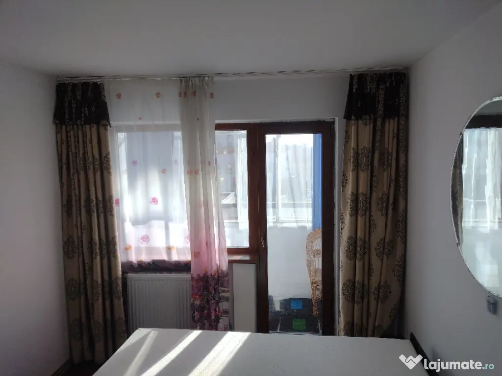 Închiriez apartament cu 2 camere, Piața Mica, str. Tudor Vladimirescu 