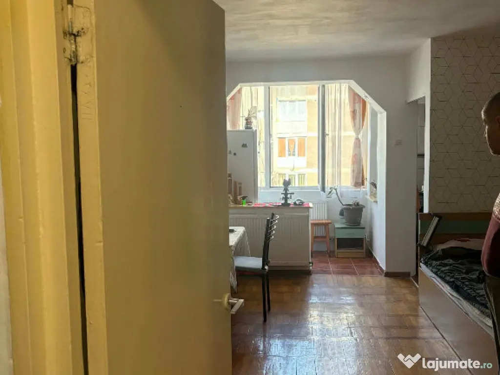 Garsoniera zona ASTRA 