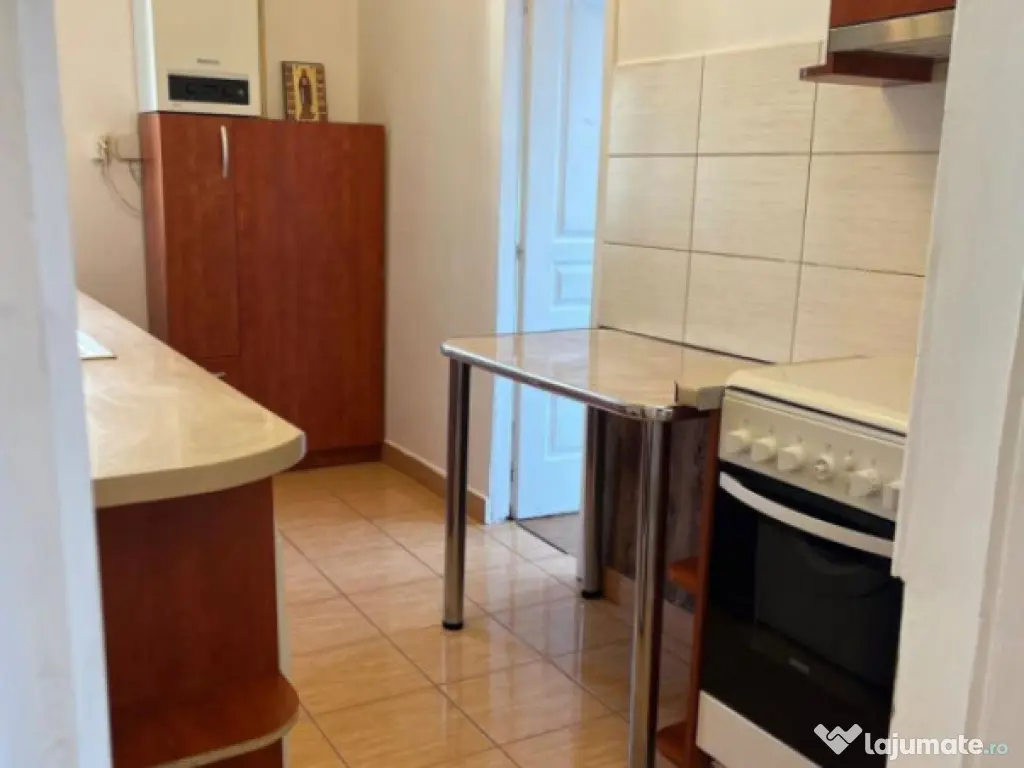 Apartament decomandat cu vedere libera Centrul Civic