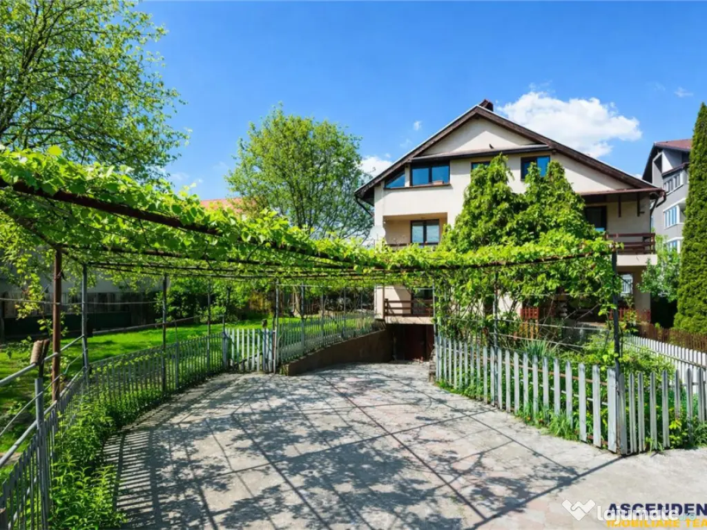 Vila impozanta,pretabila si pe segmentul comercial servicii 