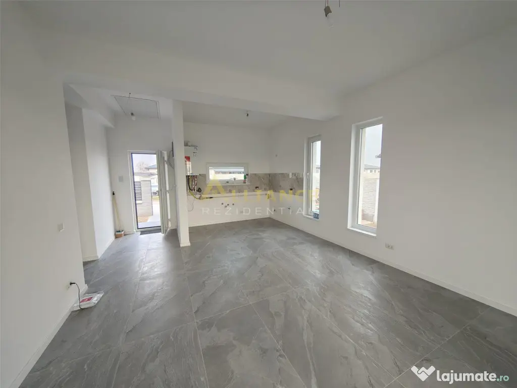 Cas#259; individuala premium 3 camere | 81 mp utili | Teren 