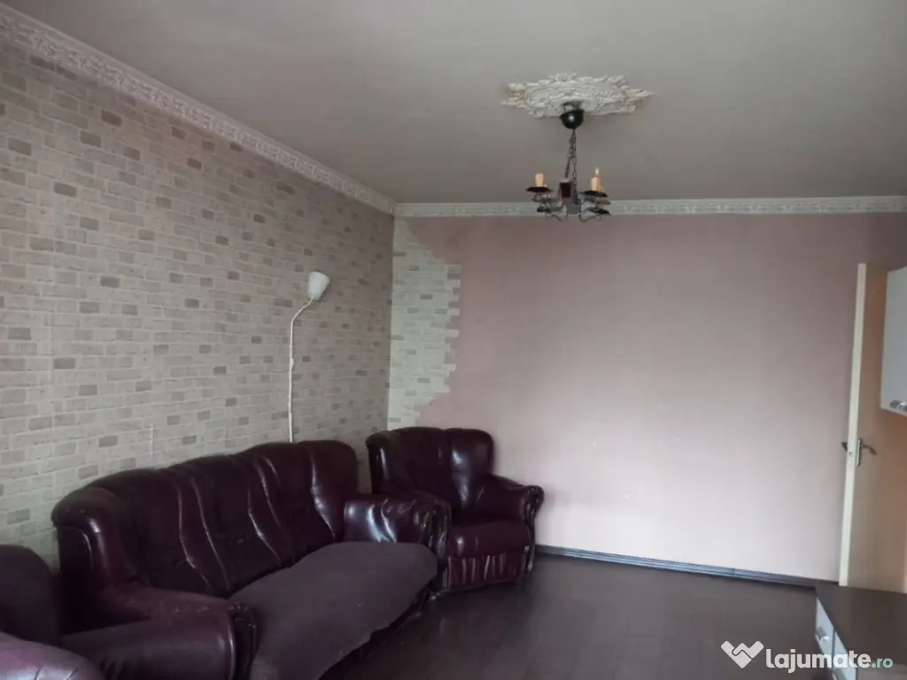 Apartament decomandat 2 camere-Astra-Carpatilor 