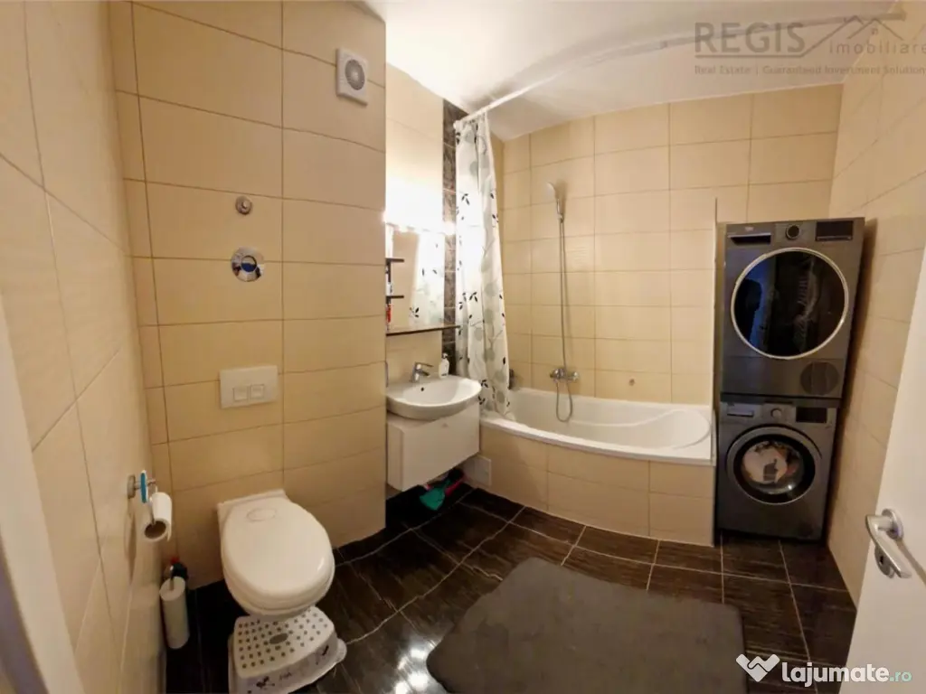 Apartament 3 camere 2 balcoane 