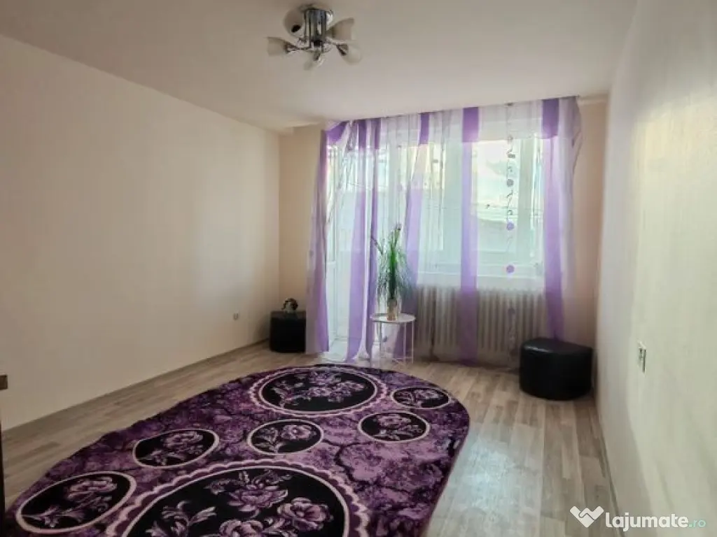 3 camere - zona Big - 2 balcoane spatioase inchise 