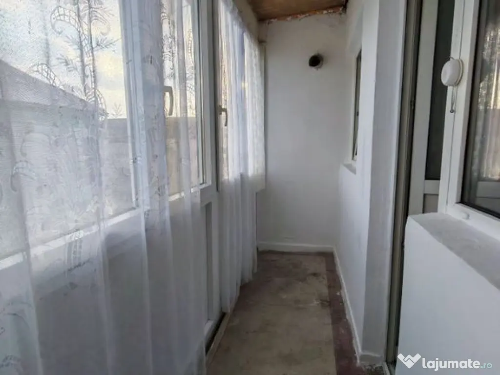 3 camere - zona Big - 2 balcoane spatioase inchise 