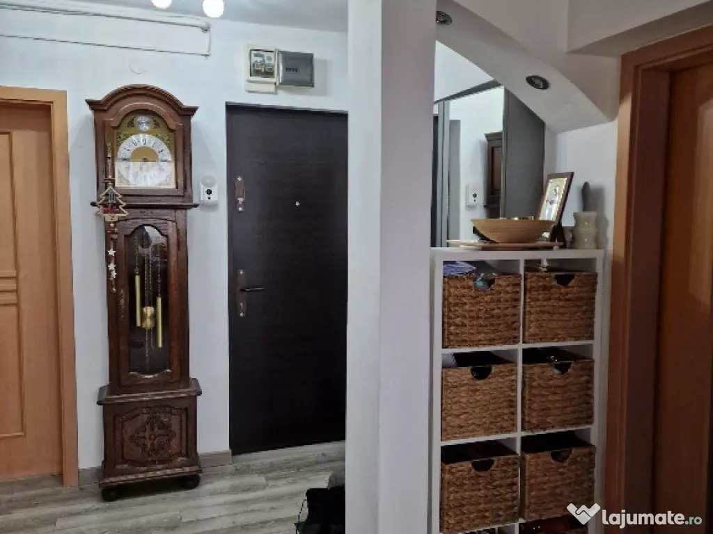 Apartament de 2 camere zona ASTRA 