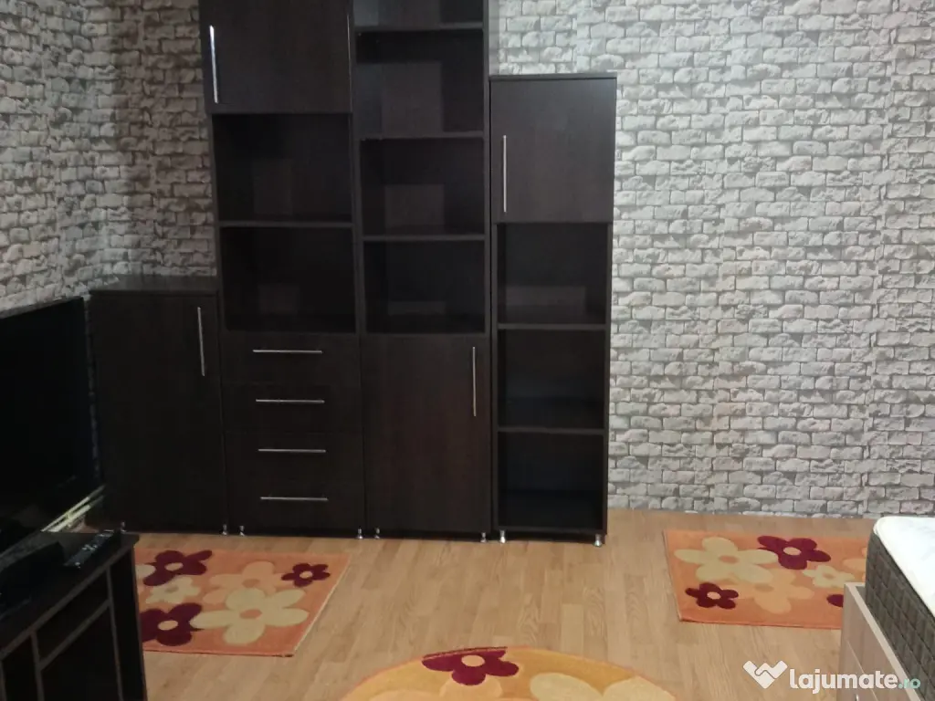 Cartier 23, Industriilor, metrou Republica 