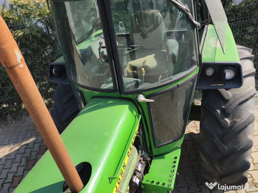 Tractor perfect funcțional 