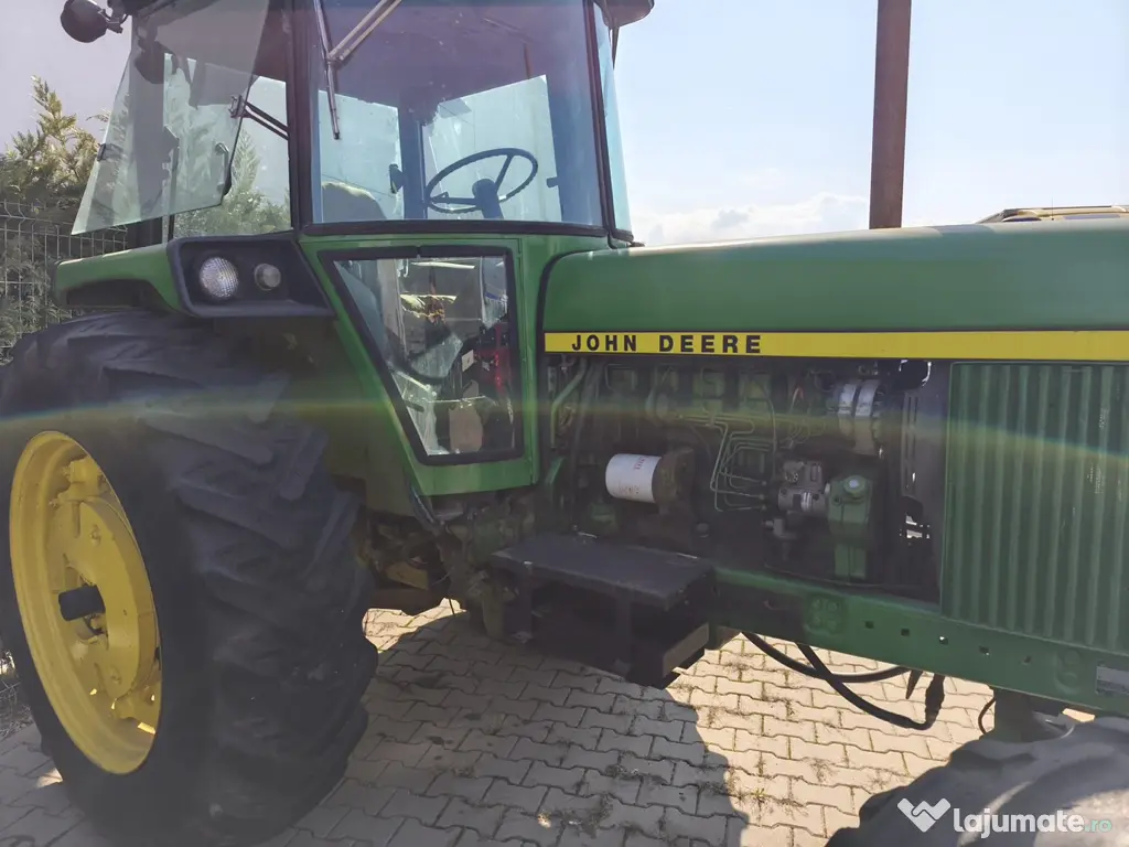 Tractor perfect funcțional 