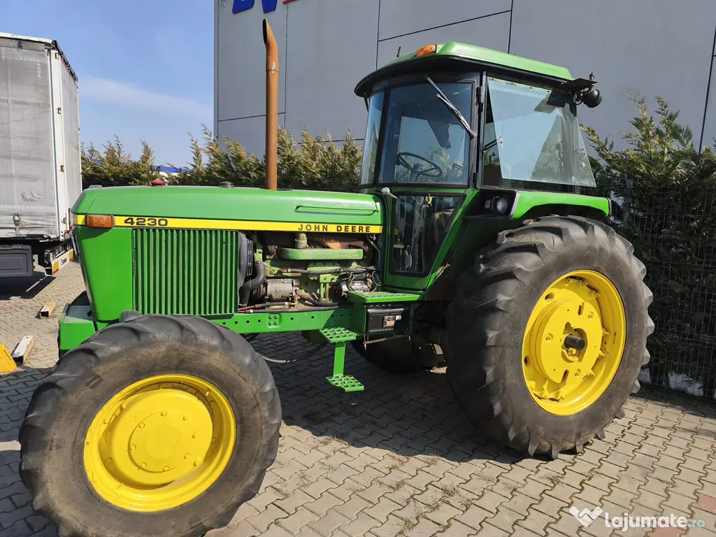 Tractor perfect funcțional 