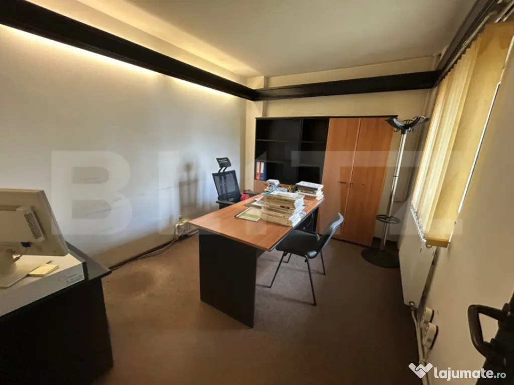 Apartament 5 camere, 90 mp, zona Canta