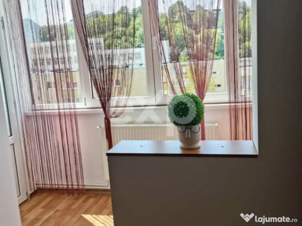 Garsonieră de închiriat – Zona Griviței, Brașov | 360