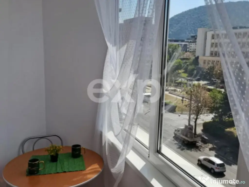 Garsonieră de închiriat – Zona Griviței, Brașov | 360