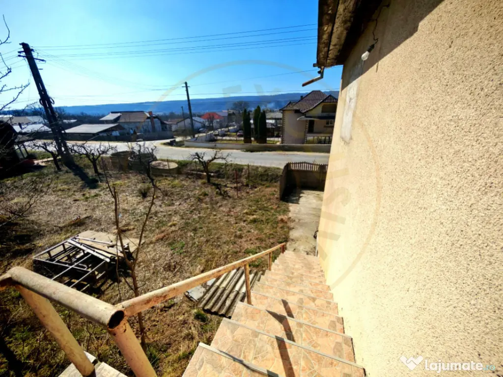 Casă cu teren generos în Dârmănești, Argeș-ideală pen 