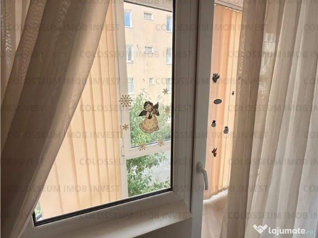 Apartament cu 3 camere, decomandat - zona Astra